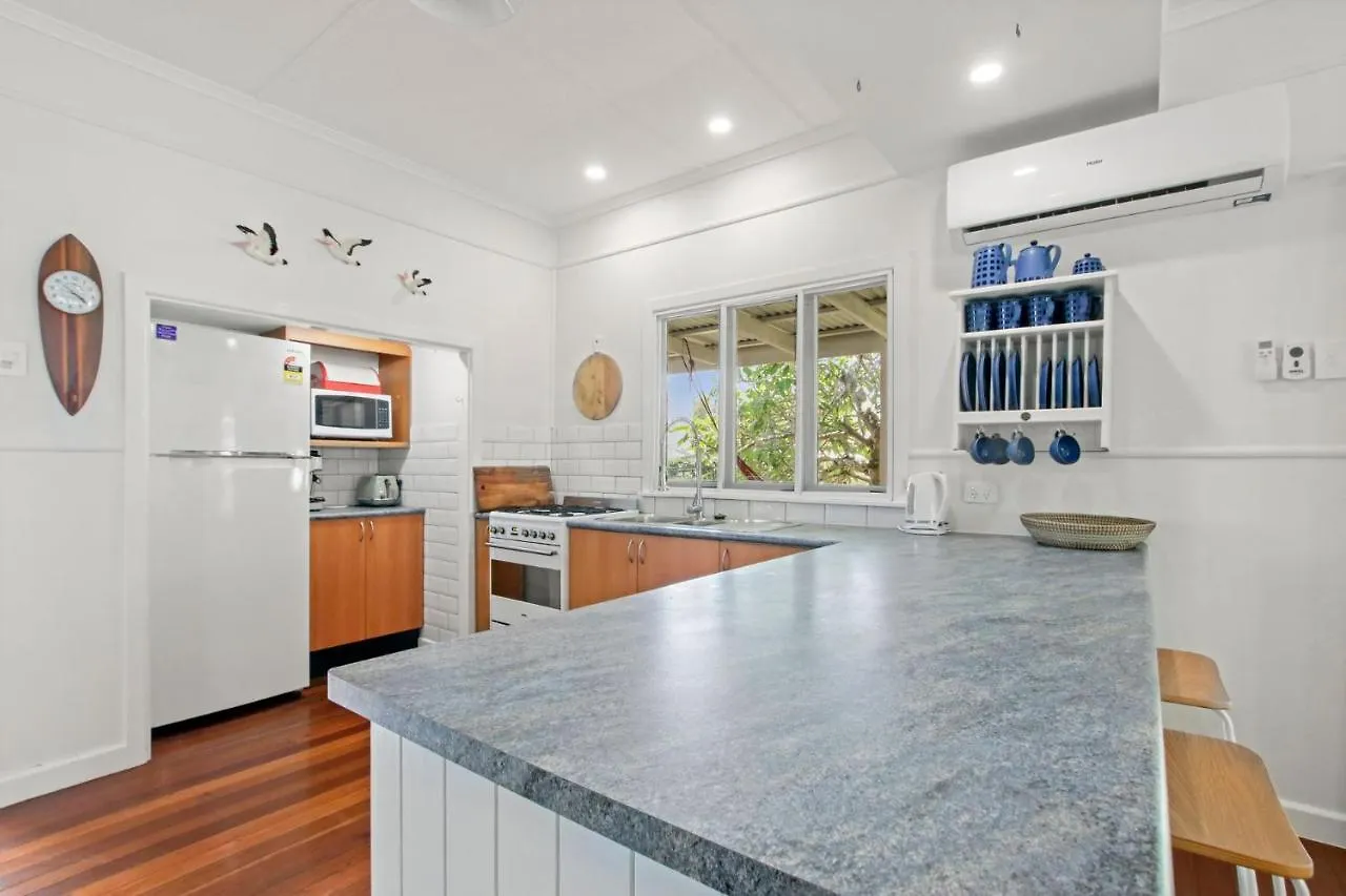 Holiday home Landsborough Pde 122 Golden Beach Australia