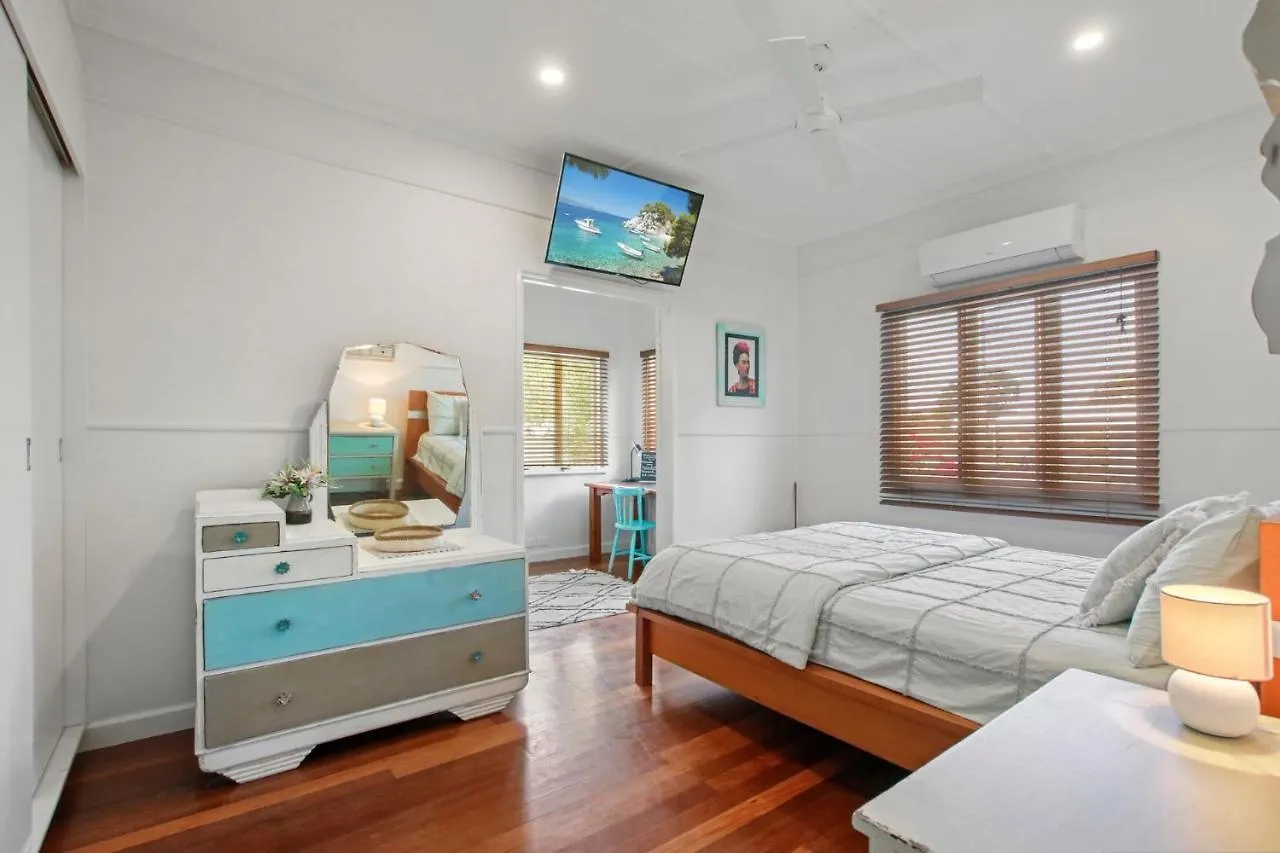 Holiday home Landsborough Pde 122 Golden Beach